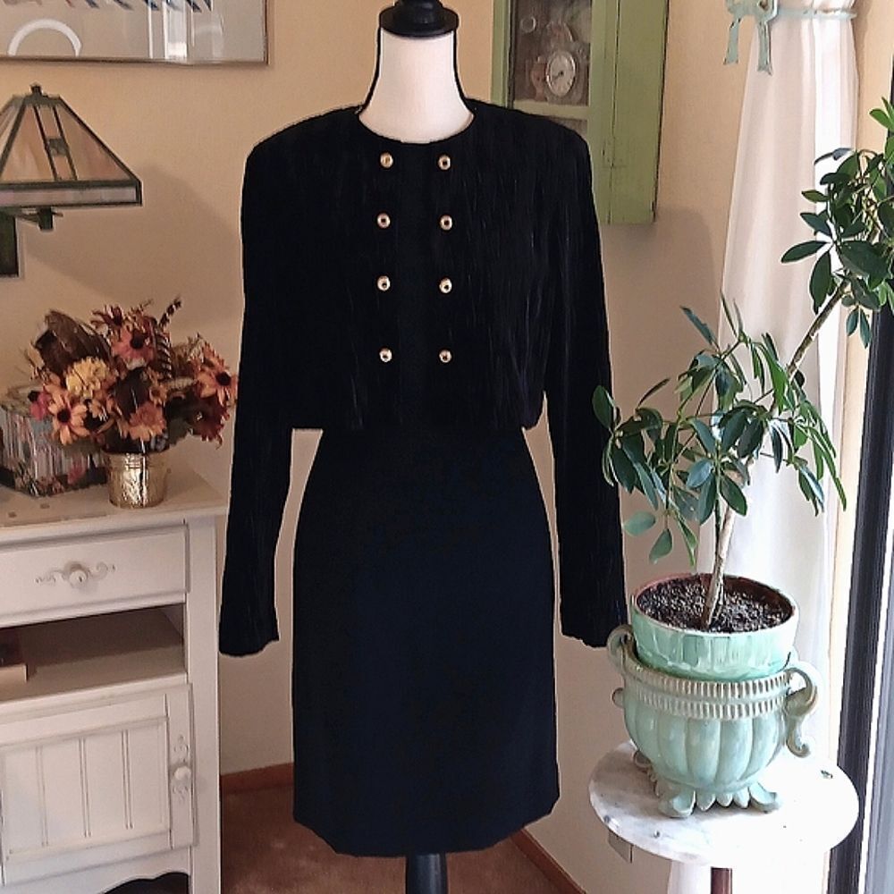 Vintage  Evan-Picone Two-Piece Look Black Dress. Dark Academia, Whimsigoth,  LBD